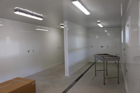 Panneaux en PVC lisses pour un entretien facile dans la boucherie