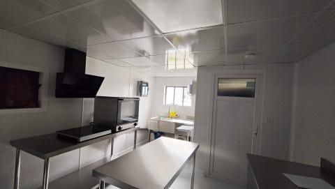 Dalles de plafond PVC